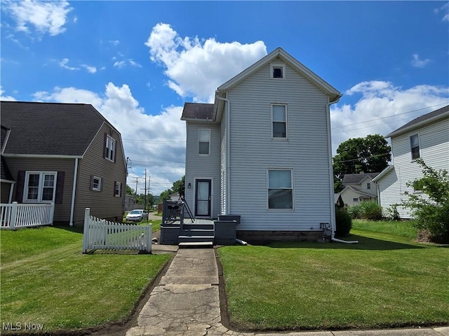 815 Denman Ave, Coshocton, OH 43812 - view of front facade
