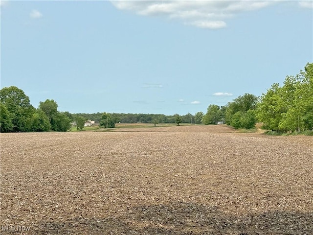 Snode St NE, Alliance, OH 44601