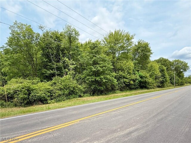 Snode St NE, Alliance, OH 44601