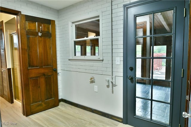 8848 King Graves Rd NE, Warren, OH 44484 - doorway to outside featuring light wood-type flooring