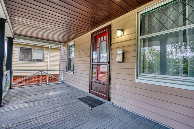 8208 Vista Ave, Garfield Heights, OH 44125 - view of porch
