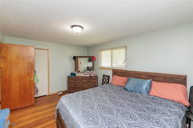 29431 Fairway Blvd, Willowick, OH 44095 - bedroom featuring light wood-type flooring
