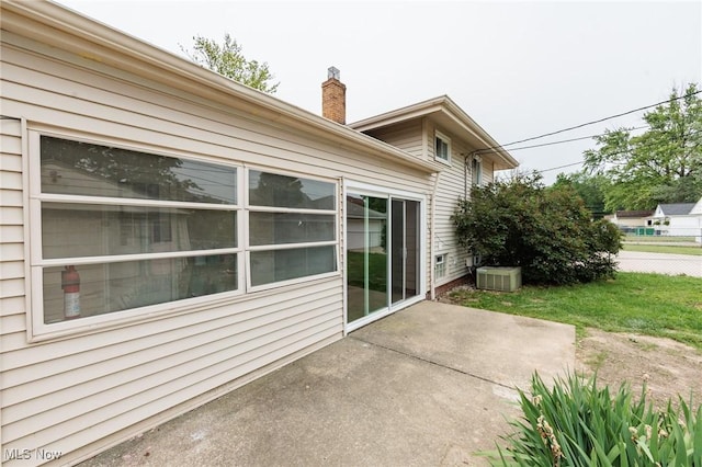 29431 Fairway Blvd, Willowick, OH 44095 - view of patio