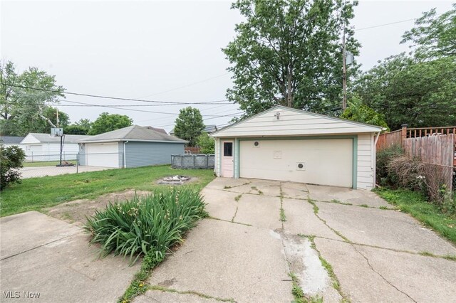 29431 Fairway Blvd, Willowick, OH 44095 - view of detached garage