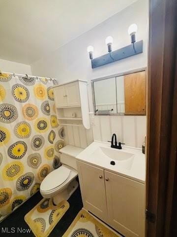 29431 Fairway Blvd, Willowick, OH 44095 - full bath with vanity and a shower with shower curtain