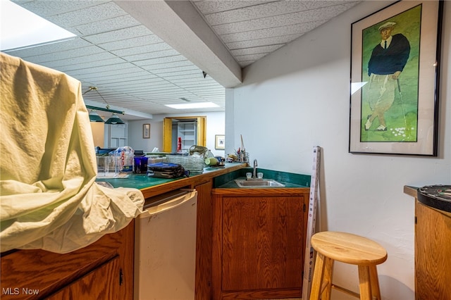 118 Steeplechase Ln, Munroe Falls, OH 44262 - bar area with a sink and refrigerator