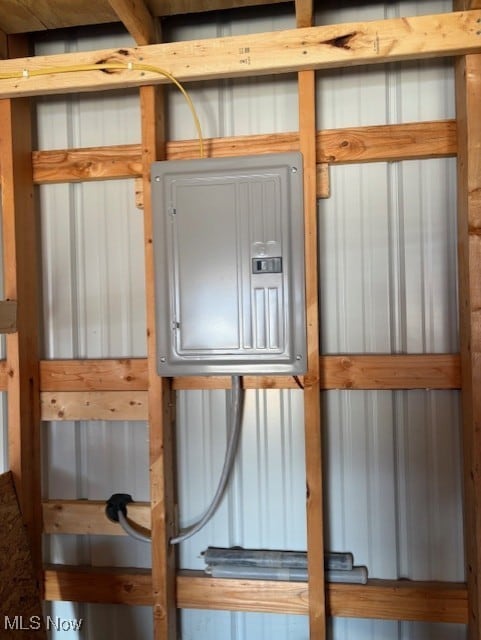 305 Market St, Brilliant, OH 43913 - photo 9