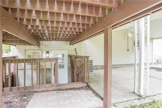 1105 E Blvd, Aurora, OH 44202 - view of patio