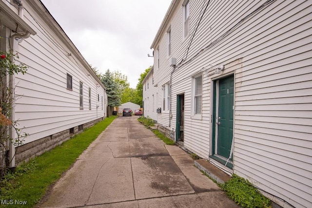 3694 E 57th St, Cleveland, OH 44105 - photo 2