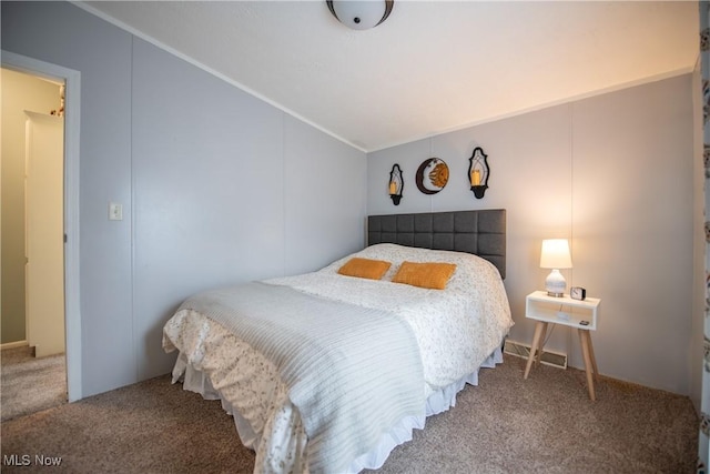 5725 Joleda Dr SW, Canton, OH 44706 - carpeted bedroom with vaulted ceiling