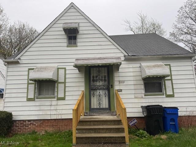 3805 E 177th St, Cleveland, OH 44128 - photo 1