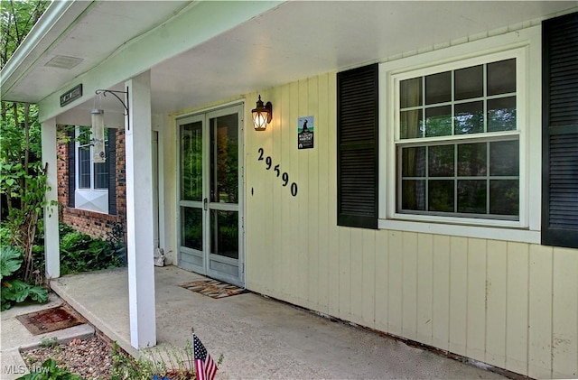29590 Broxbourne Rd, North Olmsted, OH 44070 - entrance to property with covered porch