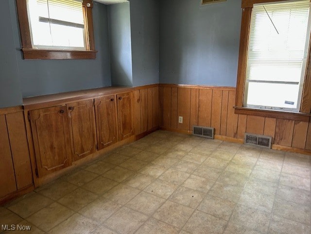 884 E Dewey Ave, Youngstown, OH 44502 - photo 5