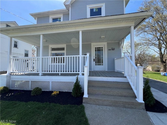 764 Jones St, Hubbard, OH 44425 - view of front of home with a porch