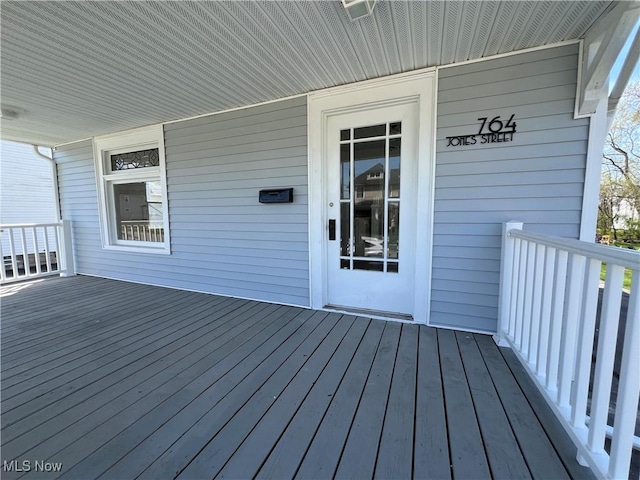 764 Jones St, Hubbard, OH 44425 - view of wooden porch