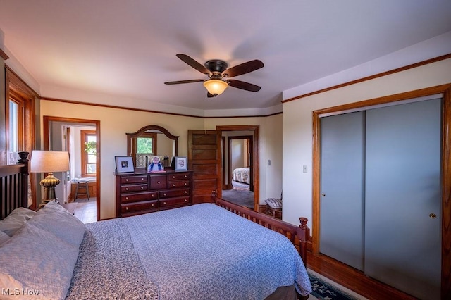 1520 Liberty St, Parkersburg, WV 26101 - bedroom featuring a closet, a ceiling fan, and wood finished floors