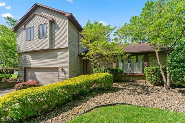520 Stonybrook Ln, Canfield, OH 44406 - photo 2