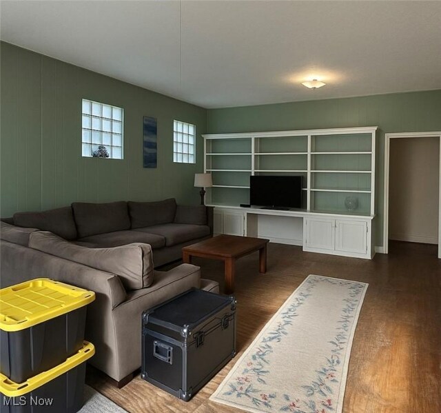 1097 Jefferson St, Follansbee, WV 26037 - living room featuring wood finished floors