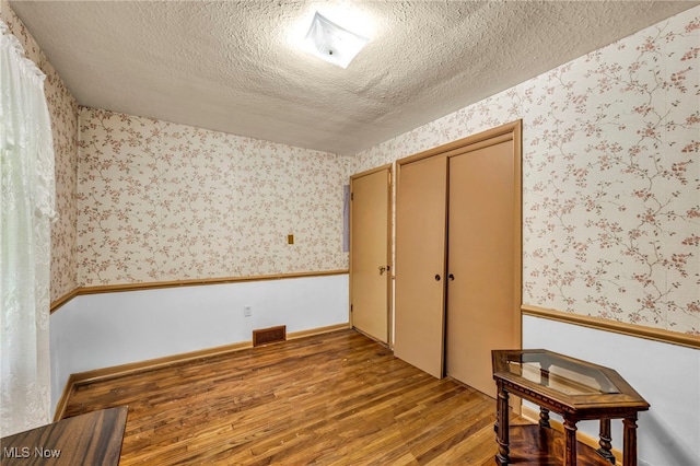 13443 Lakewood Dr, Chesterland, OH 44026 - photo 24