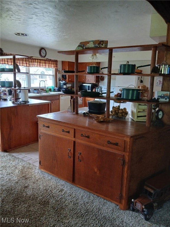 988 E Turkeyfoot Lake Rd, Green, OH 44312 - photo 9
