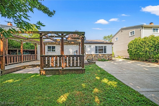 1009 E 347th St, Eastlake, OH 44095 - photo 2