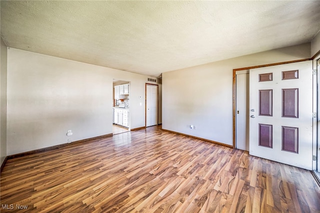 1009 E 347th St, Eastlake, OH 44095 - photo 4
