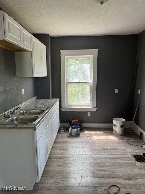 650 E 93rd St, Cleveland, OH 44108 - photo 5