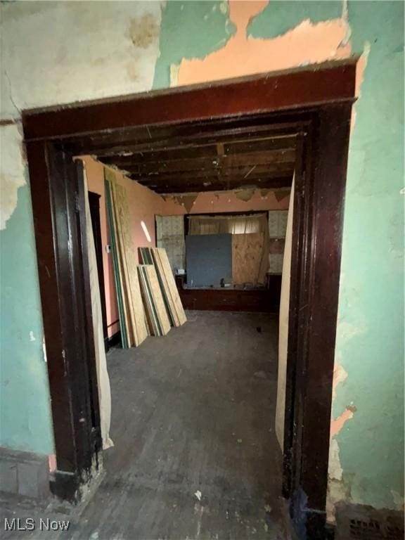 11226 Greenwich Ave, Cleveland, OH 44105 - view of hallway