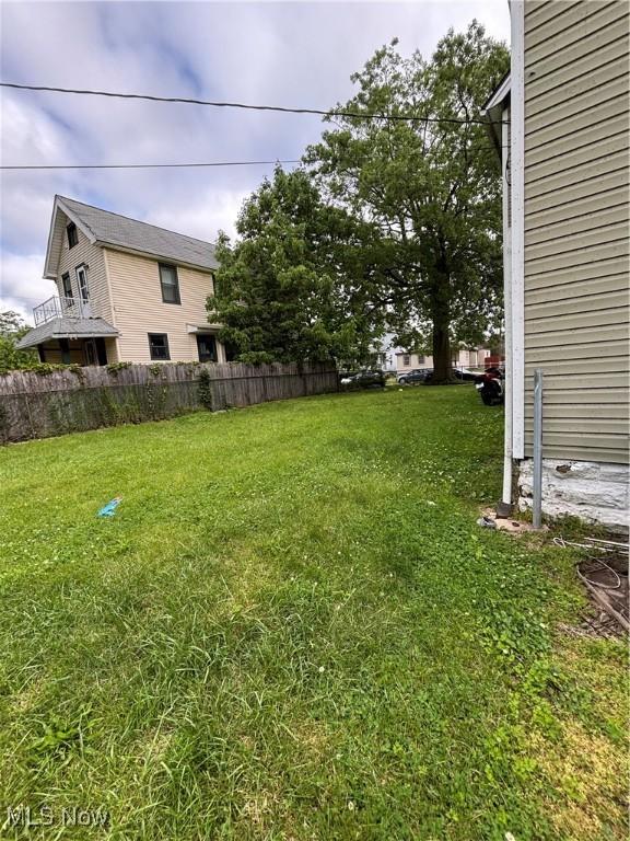 5903 Wakefield Ave, Cleveland, OH 44102 - photo 30