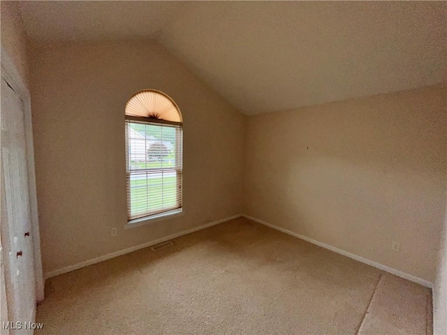 286 NE Palmer Cir NE, Howland, OH 44484 - photo 17