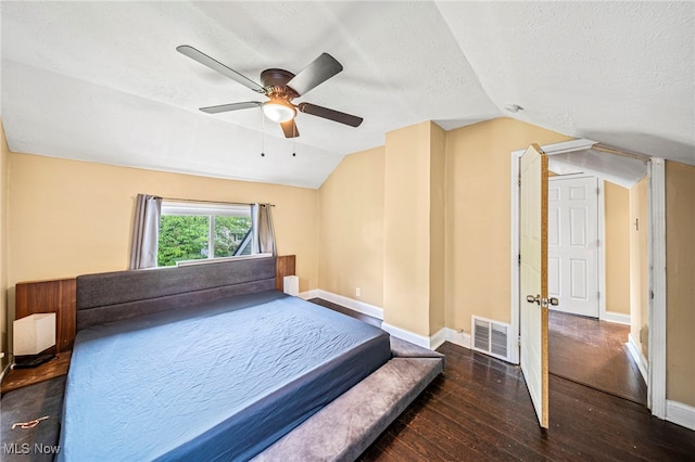 3328 Altamont Ave, Cleveland Heights, OH 44118 - bedroom with lofted ceiling, wood finished floors, a textured ceiling, baseboards, and a ceiling fan
