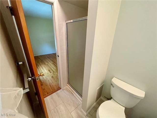 180 Atterbury Blvd, Hudson, OH 44236 - bathroom with a stall shower and toilet