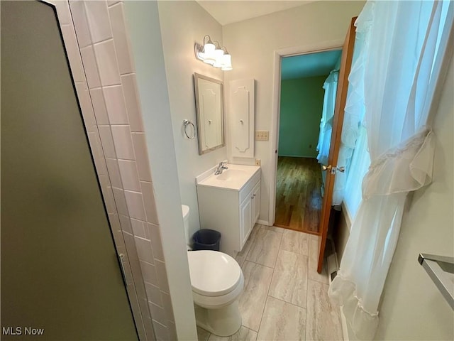 180 Atterbury Blvd, Hudson, OH 44236 - full bathroom featuring toilet, vanity, and a shower