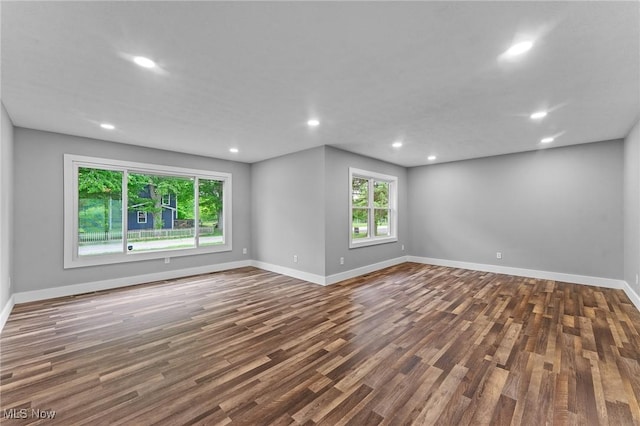 3371 Padanarum Rd, Geneva, OH 44041 - empty room with wood finished floors, baseboards, and recessed lighting