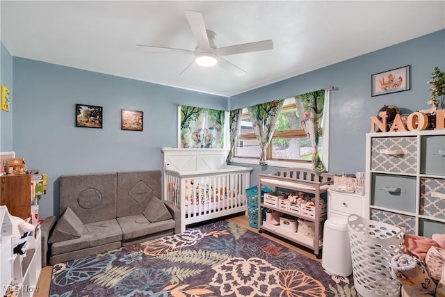 525 Hill Blvd, East Liverpool, OH 43920 - bedroom featuring wood finished floors and a ceiling fan