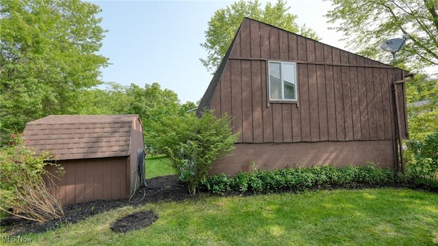62253 Forestview Dr, Cambridge, OH 43725 - view of property exterior with a lawn
