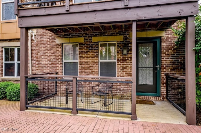 3905 Vine Ct, Cleveland, OH 44113 - photo 4