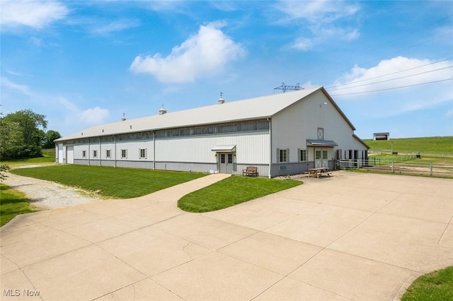5495 Meese Rd NE, Louisville, OH 44641 - back of property featuring driveway