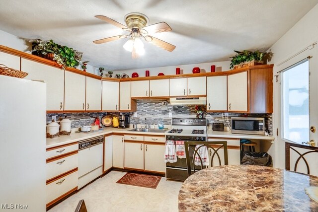 3908 Clinton Ave, Lorain, OH 44055 - photo 18