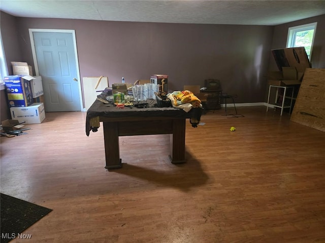 332 Stull Ave, Akron, OH 44312 - recreation room featuring wood finished floors and baseboards