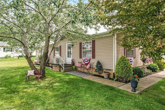 1270 S Lincoln Ave Unit A, Salem, OH 44460 - view of front of house featuring a front yard
