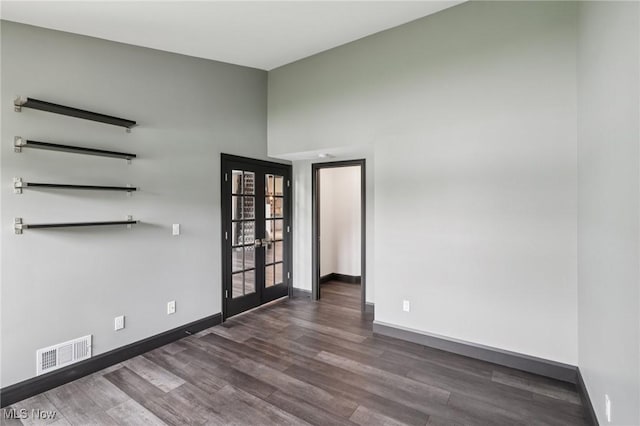 322 N Bayshore Dr Unit 3, Columbiana, OH 44408 - unfurnished room with french doors, wood finished floors, and baseboards