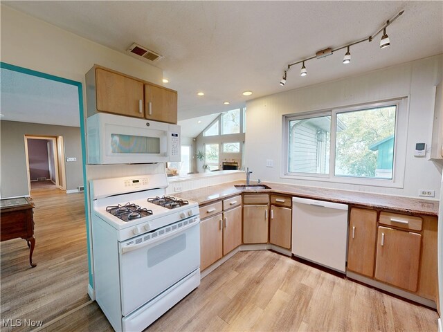 29207 Cresthaven Dr, Willowick, OH 44095 - photo 14