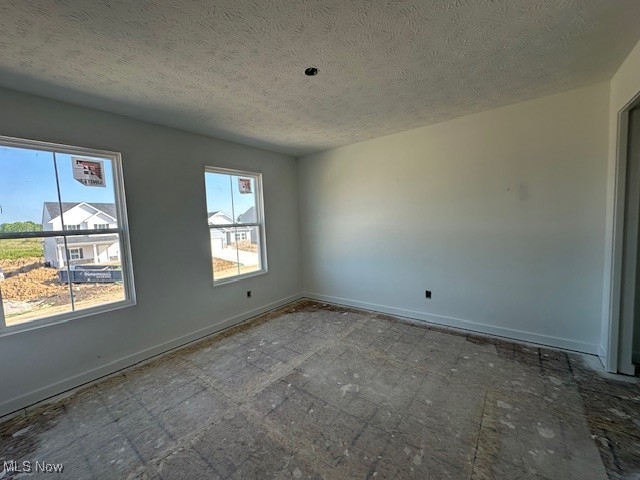 2981 Mcintosh Dr NE, Louisville, OH 44641 - photo 23