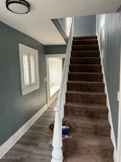 1854 Hastings Ave, East Cleveland, OH 44112 - photo 5