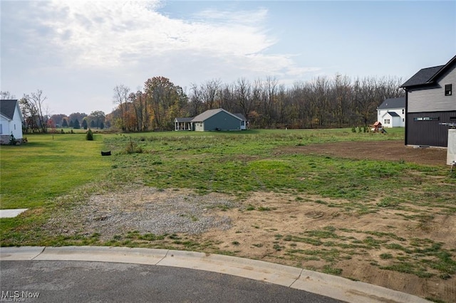 747 Grandview Cir, Hartville, OH 44632