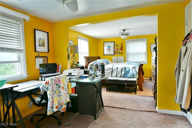 3053 E Market St, Warren, OH 44483 - carpeted bedroom featuring an office area