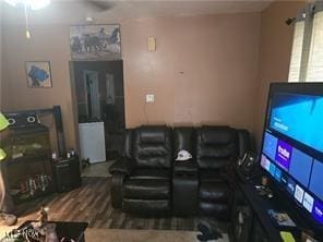 6520 Fleet Ave, Cleveland, OH 44105 - photo 3