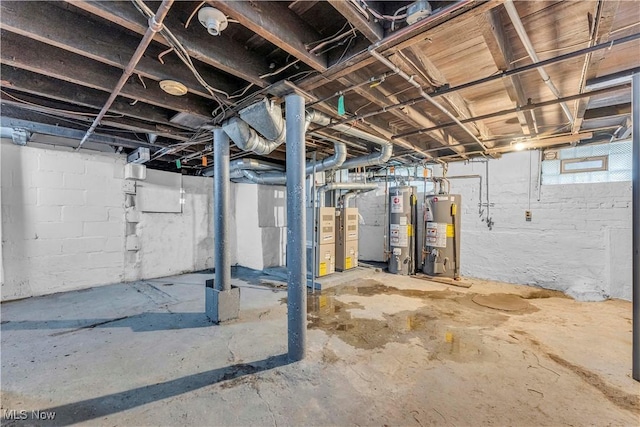 4611 W 41st St, Cleveland, OH 44109 - below grade area featuring gas water heater
