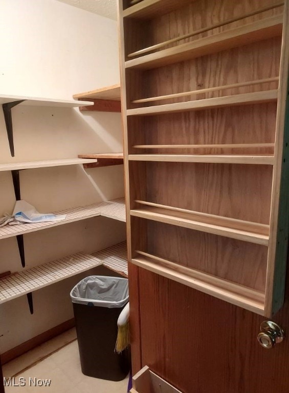 130 Maze Rd, Belpre, OH 45714 - view of pantry